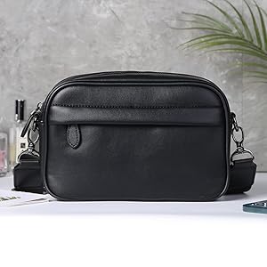 バッグ UNIVERSAL PRODUCTS Messenger Bag BLACK Amazon.com: Men's Universal Messenger Crossbody Shoulder Bag